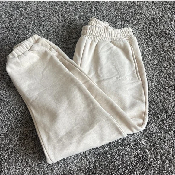 Comfrt Small Sweatpants Jogger Bone Cream Ivory - Picture 2 of 4